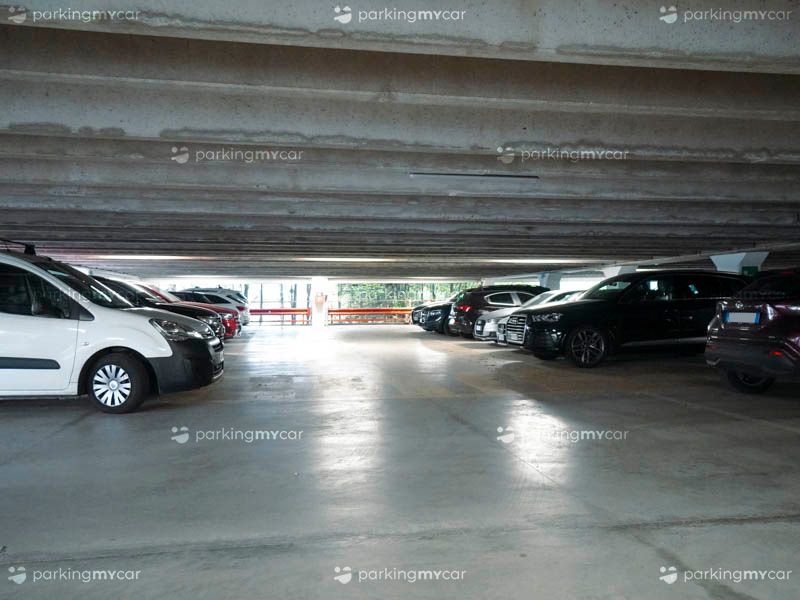 Le Torri Parking - Aeroporto Malpensa Parcheggi coperti Le Torri Parking - Aeroporto Malpensa