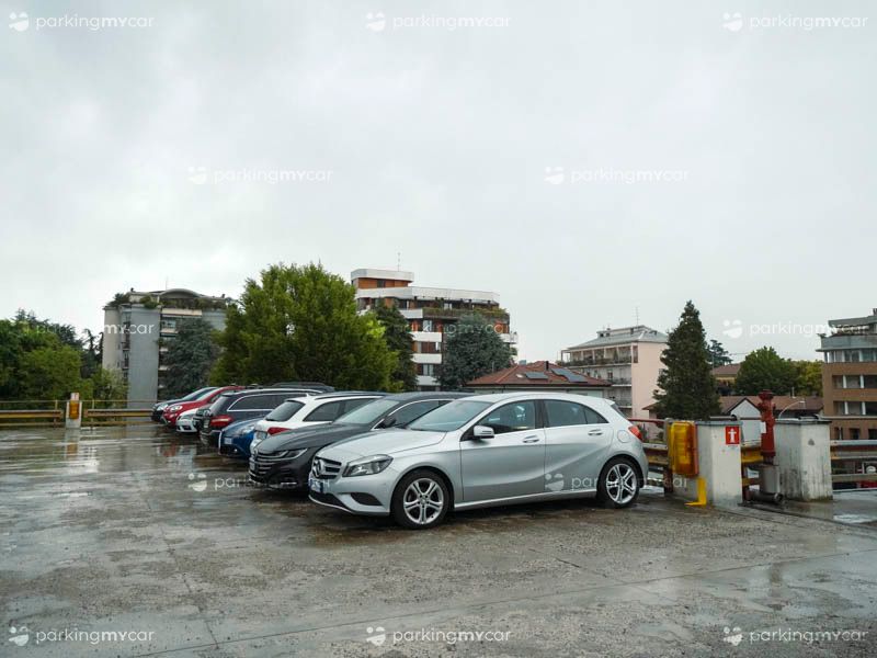 Le Torri Parking - Aeroporto Malpensa Posti auto scoperti Le Torri Parking - Aeroporto Malpensa