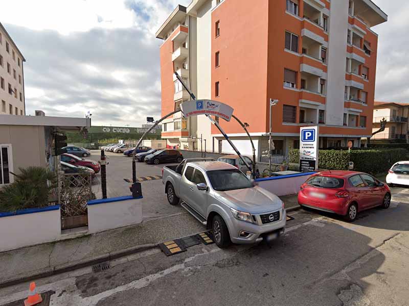 ParkingMyCar Pisa | ParkingMyCar Uscita ParkingMyCar Pisa | ParkingMyCar