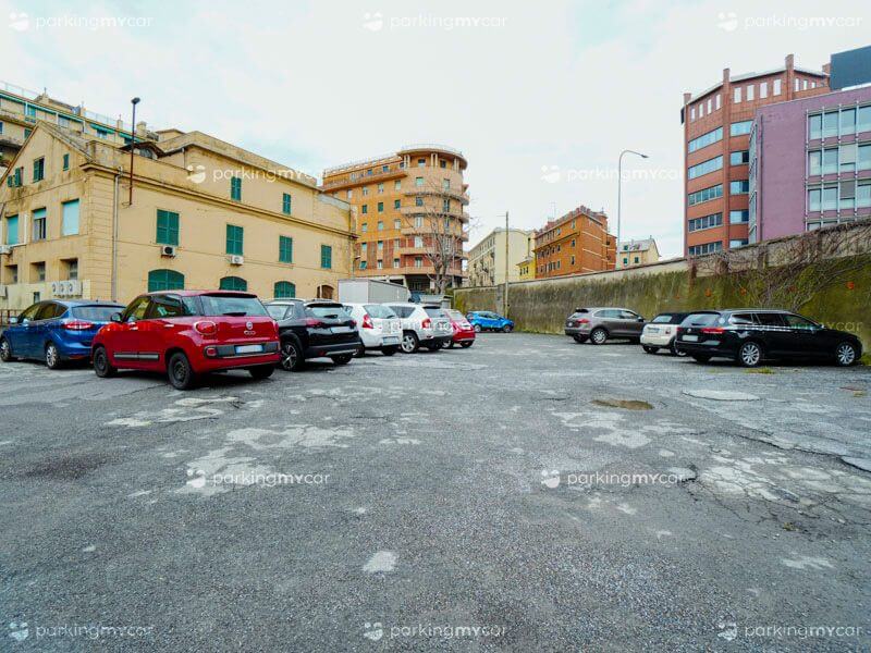 Genoa Park And Fly Scoperto - Porto Genova Parcheggi scoperti presso Genoa Park And Fly Scoperto