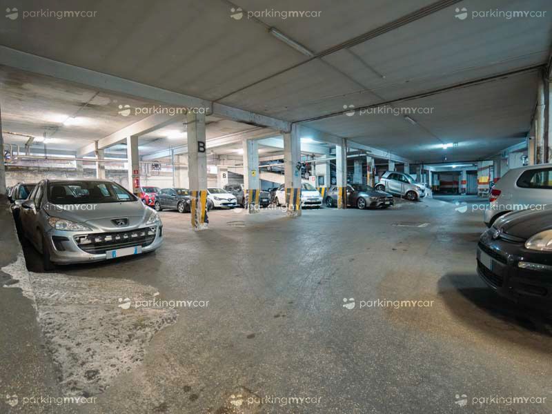 Scarpato Parking - Napoli stazione centrale Parcheggi coperti Scarpato Parking - Napoli stazione centrale