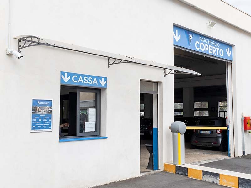 ParkLowCost - Porto Catania Cassa e ingresso ParkLowcost - Porto Catania