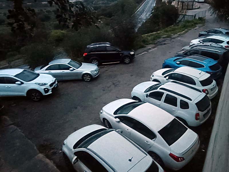 Mazzola Parking - Aeroporto Palermo Auto parcheggiate Mazzola Parking