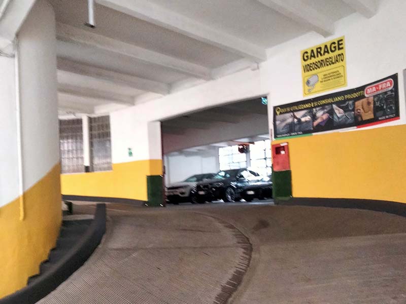 Garage Brianza - Stazione Centrale Milano Rampa Garage Brianza - Stazione Centrale Milano