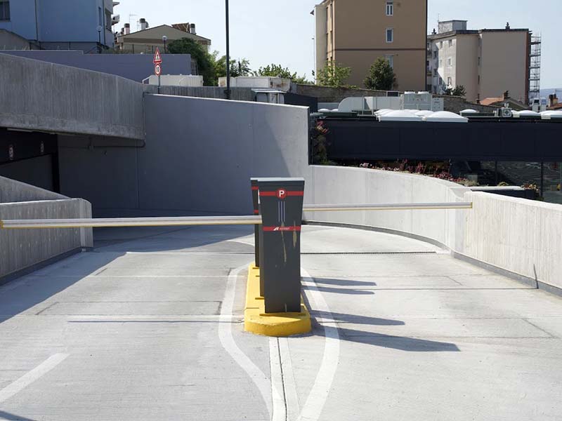 Parking Maddalena - Porto Trieste Accesso Parking Maddalena - Porto Trieste