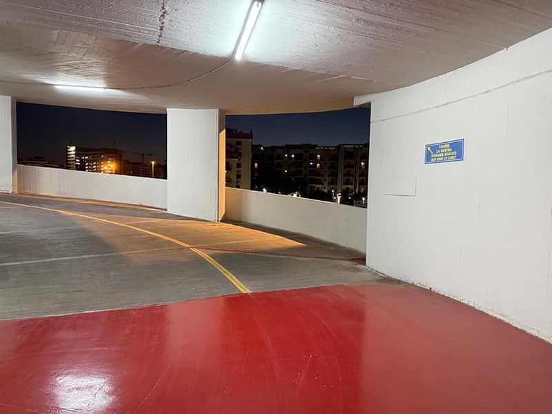 Autosilo Gold Parking - Stazione Bari centrale Rampa Autosilo Gold Parking - Stazione Bari centrale