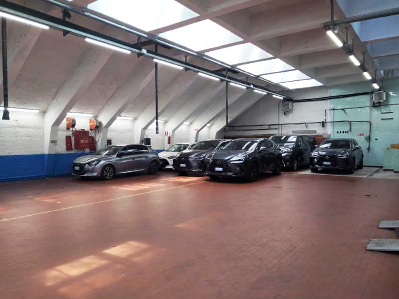 Central Station Parking - Stazione Centrale Milano Parcheggi al coperto Central Station Parking - Stazione Centrale Milano