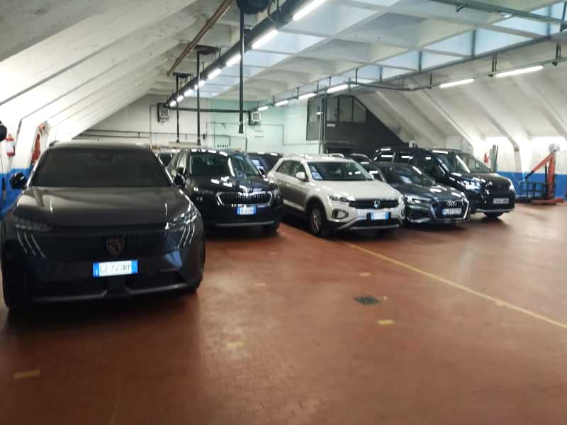 Central Station Parking - Stazione Centrale Milano Posti auto Central Station Parking - Stazione Centrale Milano